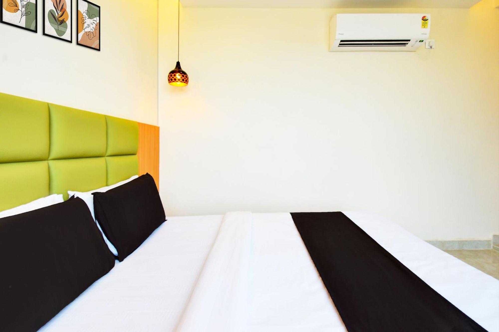 Hotel O Svs Suites Luxury Rooms Trimulgherry Exterior foto